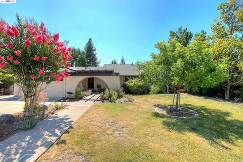 1370 Hampton Pl, Livermore, CA 94550 photo 1