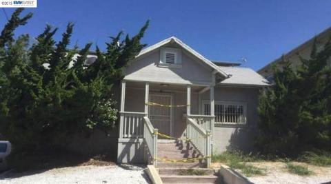 3010 E 29th St, Oakland, CA 94601 photo 1