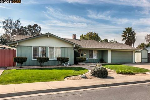 157 Rainier Ave, Livermore, CA 94551 photo 1
