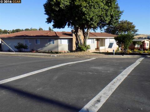 1301 Mahoney St, Rodeo, CA 94572 photo 1