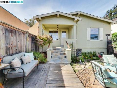 2820 Wallace St, Berkeley, CA 94702 photo 1