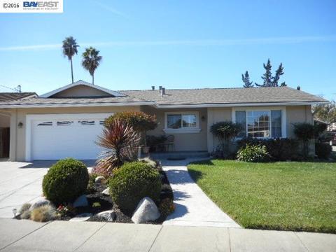 6792 Maple Dr, Dublin, CA 94568 photo 1