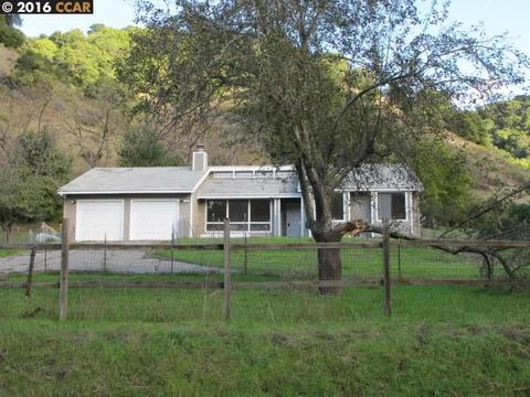 195 Hampton Rd, Martinez, CA 94553 photo 1