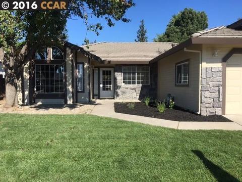 1825 Blueridge Ct, Modesto, CA 95351 photo 1