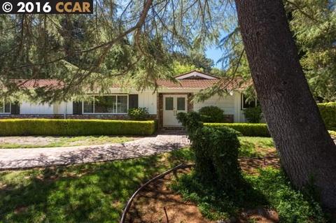 2 Donald Pl, Moraga, CA 94556 photo 1