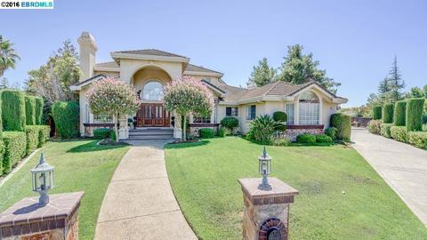 208 Chaps Ct, Oakley, CA 94561 photo 1