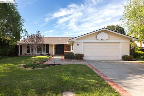 5114 Brookside Ct, Concord, CA 94521 photo 1