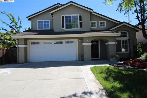 240 Versailles Ct, Tracy, CA 95376 photo 1