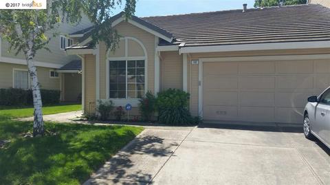 132 Pelican Loop, Pittsburg, CA 94565 photo 1