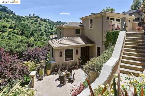 7126 Westmoorland Dr, Berkeley, CA 94705 photo 1