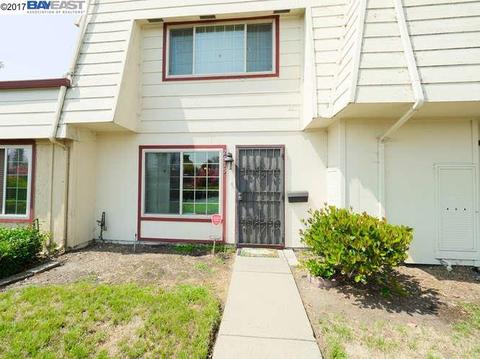 2415 Oliver Dr, Hayward, CA 94545 photo 1