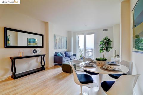 423 7th St #710, Oakland, CA 94607 photo 1