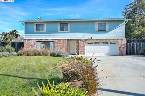 7951 Spruce Ct, Newark, CA 94560 photo 1