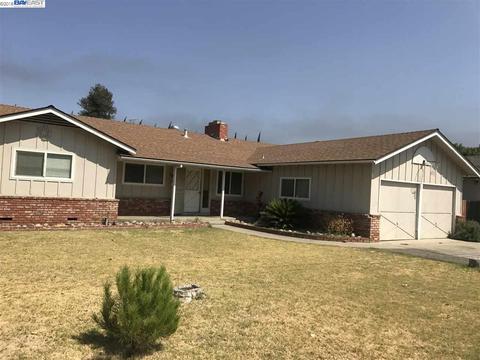 1804 Gail Ct, Ceres, CA 95307 photo 1