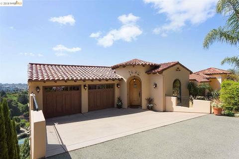 1582 Grand View Dr, Berkeley, CA 94705 photo 1