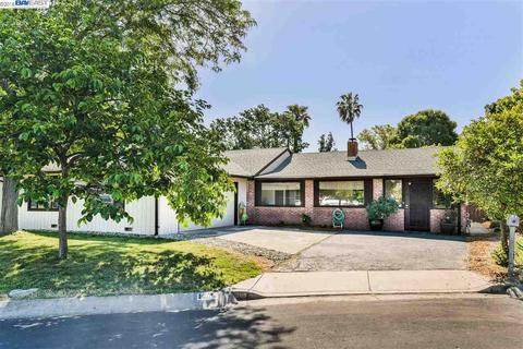 1071 Apple Ct, Concord, CA 94518 photo 1