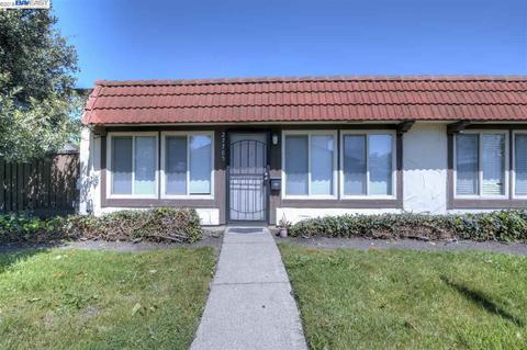 27765 Hummingbird Ct, Hayward, CA 94545 photo 1