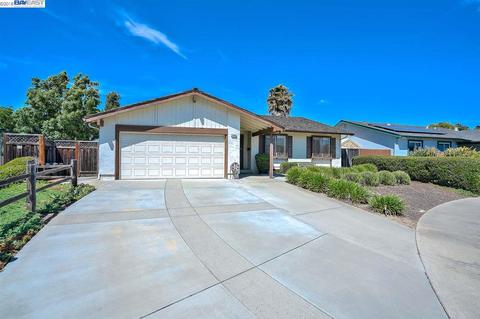 36264 Brighton Ct, Newark, CA 94560 photo 1