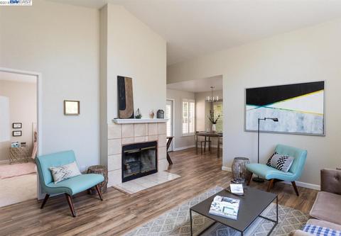902 Forest Run, Hercules, CA 94547 photo 1