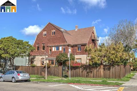 2447 Derby St, Berkeley, CA 94705 photo 1