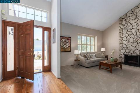 9458 Thunderbird Pl, San Ramon, CA 94583 photo 1
