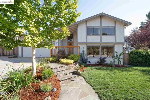 700 Devils Drop Ct, Richmond, CA 94803 photo 1