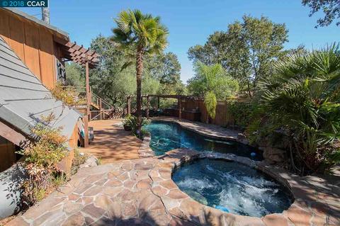 25 Oak Knoll Loop, Walnut Creek, CA 94596 photo 1