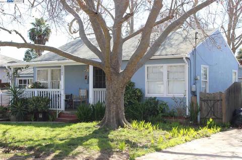 2860 Pacific St, Concord, CA 94518 photo 1
