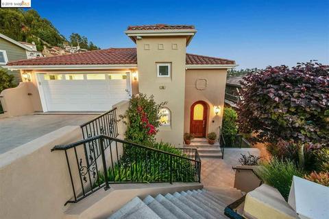 18 Ormindale Ct, Oakland, CA 94611 photo 1