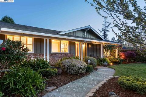 2897 Oakes Dr, Hayward, CA 94542 photo 1