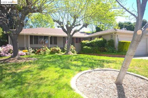 3130 Meadowbrook Dr, Concord, CA 94519 photo 1