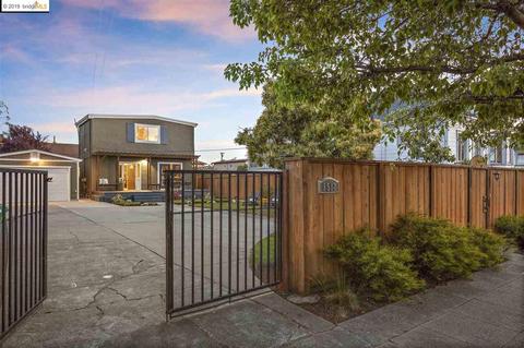 1518 Carleton St, Berkeley, CA 94703 photo 1