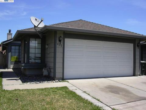 425 W Clover, Tracy, CA 95376 photo 1
