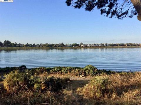 3014 Bayview Dr, Alameda, CA 94501 photo 1