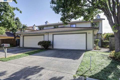 8372 Locust Pl, Dublin, CA 94568 photo 1
