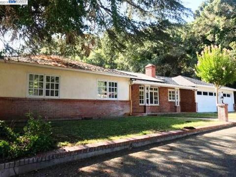 145 Duane Ln, Martinez, CA 94553 photo 1