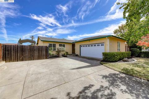2137 Buckskin Rd, Livermore, CA 94551 photo 1