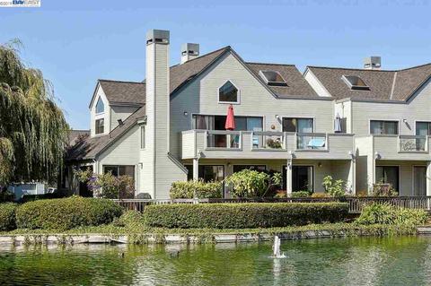 10 Eclipse Ct, Alameda, CA 94501 photo 1