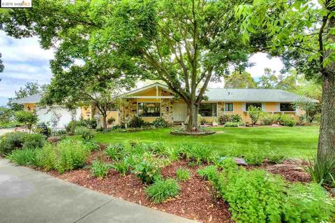 2806 Stirrup Dr, Oakley, CA 94561 photo 1