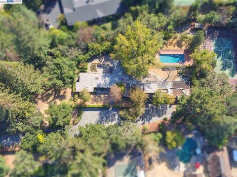 490 Walsh Rd, Atherton, CA 94027 photo 1