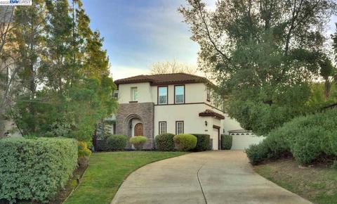 5282 Hiddencrest Ct, Concord, CA 94521 photo 1
