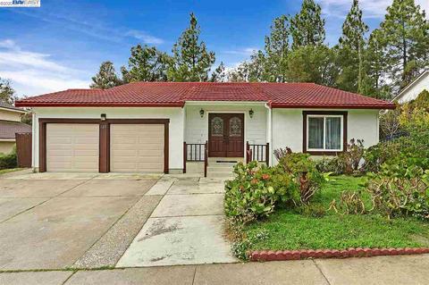 127 Violet Rd, Hercules, CA 94547 photo 1