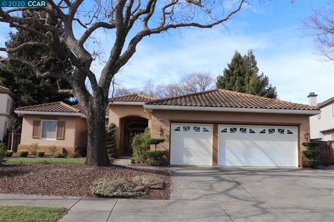743 Pavilion Dr, Fairfield, CA 94534 photo 1