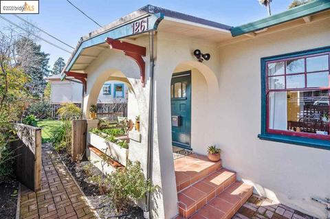 1261 Hopkins St, Berkeley, CA 94702 photo 1