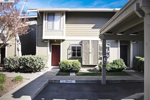 319 Eastgate Ln, Martinez, CA 94553 photo 1
