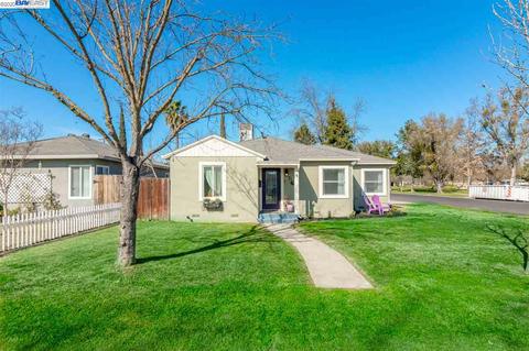 717 Dawn Dr, Modesto, CA 95350 photo 1
