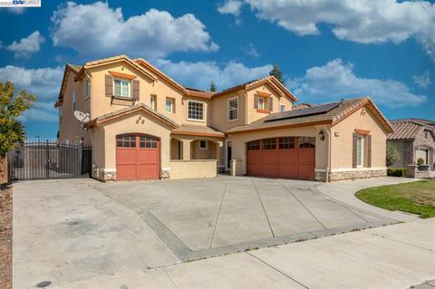 193 Harp Dr, Ripon, CA 95366 photo 1