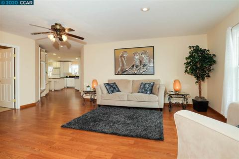 2386 Acacia Dr, Concord, CA 94520 photo 1