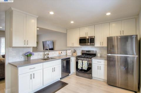 26715 Gading Rd, Hayward, CA 94544 photo 1