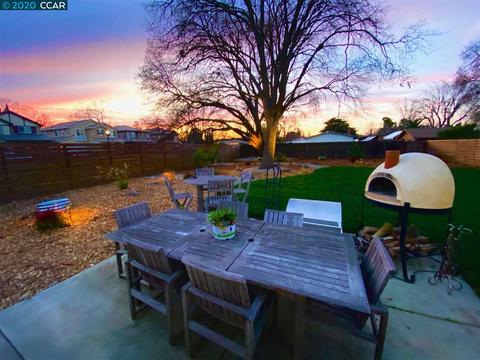 1910 Risdon Rd, Concord, CA 94518 photo 1